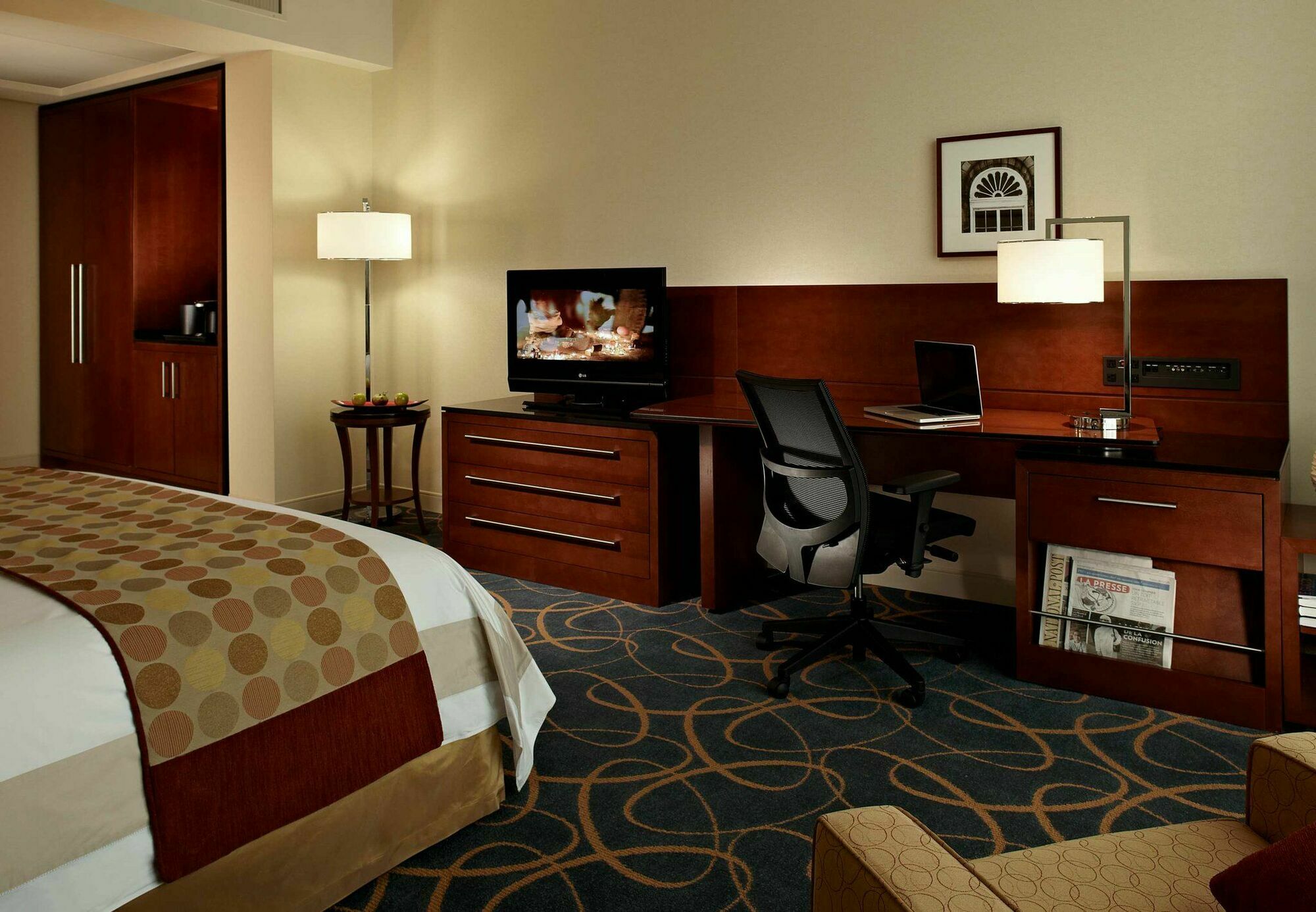 Marriott Montreal Airport In-Terminal Hotel Дорвал Екстериор снимка